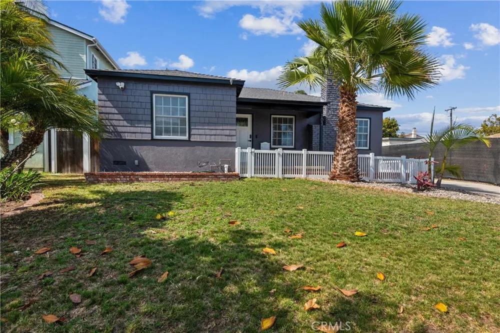 703 Avenue D Redondo Beach, CA 90277
