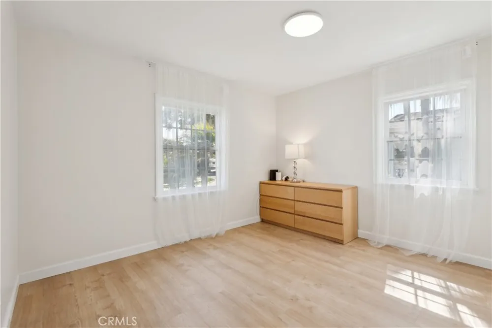 703 Avenue D Redondo Beach, CA 90277