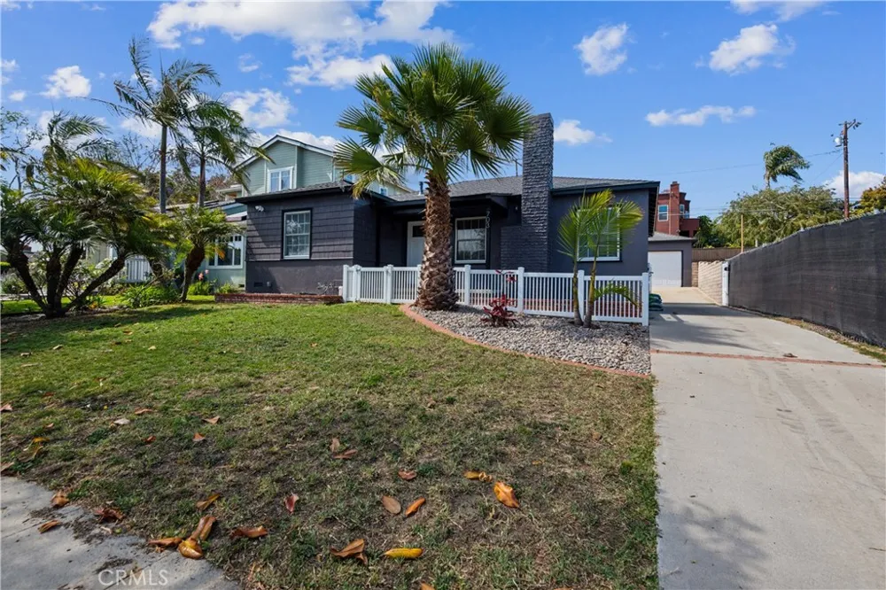 703 Avenue D Redondo Beach, CA 90277