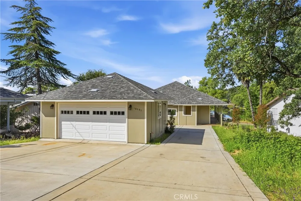 18591 Shore Drive Hidden Valley Lake, CA 95467