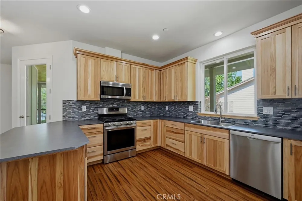 18591 Shore Drive Hidden Valley Lake, CA 95467
