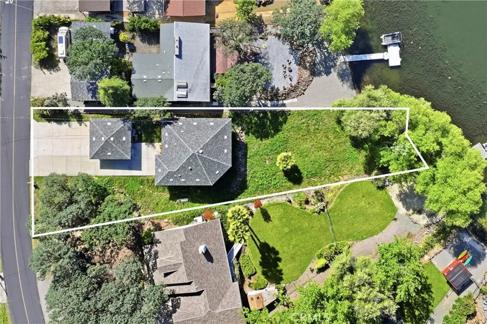 18591 Shore Drive Hidden Valley Lake, CA 95467