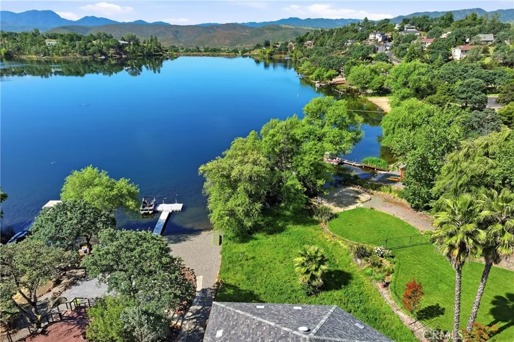 18591 Shore Drive Hidden Valley Lake, CA 95467