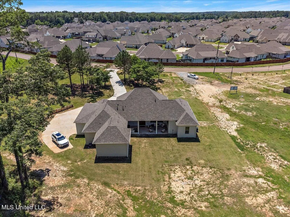 6603 Wirtz Road Flowood, MS 39232