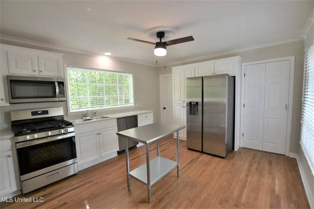 4220 Council Circle Jackson, MS 39206