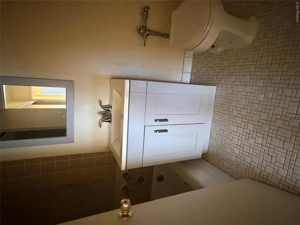 8410 153rd Avenue #3F Howard Beach, NY 11414