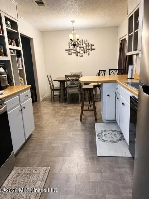 206 Mississippi Avenue Grenada, MS 38901