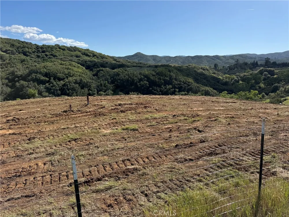 2053 Martin Lakeport, CA 95453