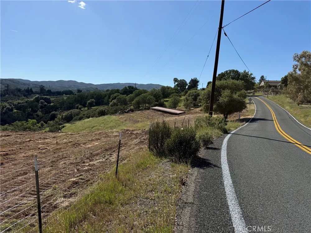 2053 Martin Lakeport, CA 95453
