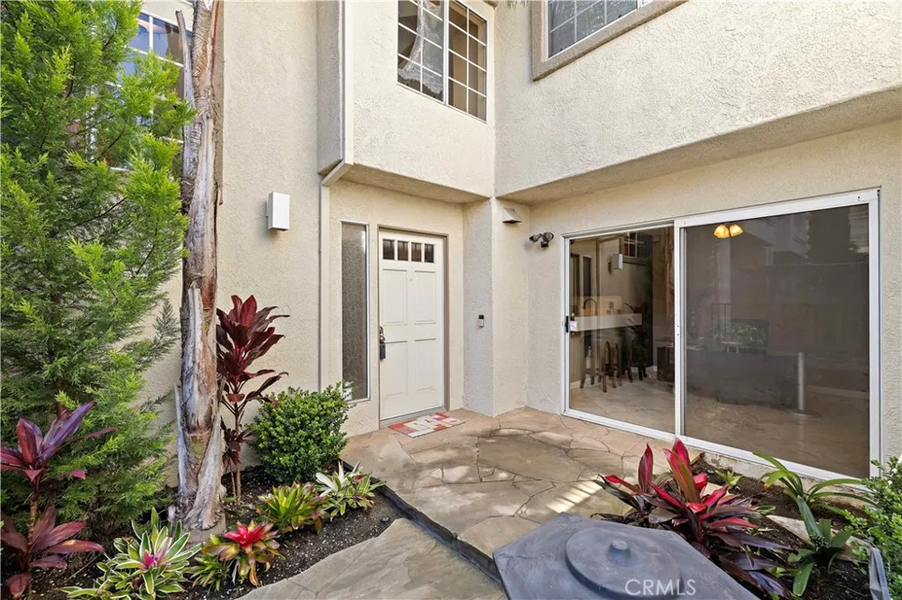 21914 Montagu Mission Viejo, CA 92692