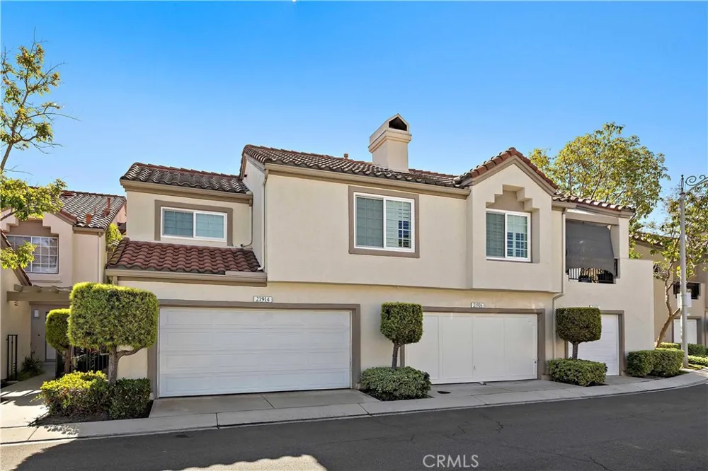 21914 Montagu Mission Viejo, CA 92692