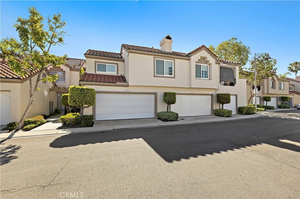 21914 Montagu Mission Viejo, CA 92692