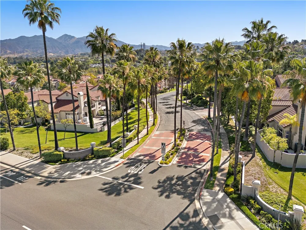 21914 Montagu Mission Viejo, CA 92692