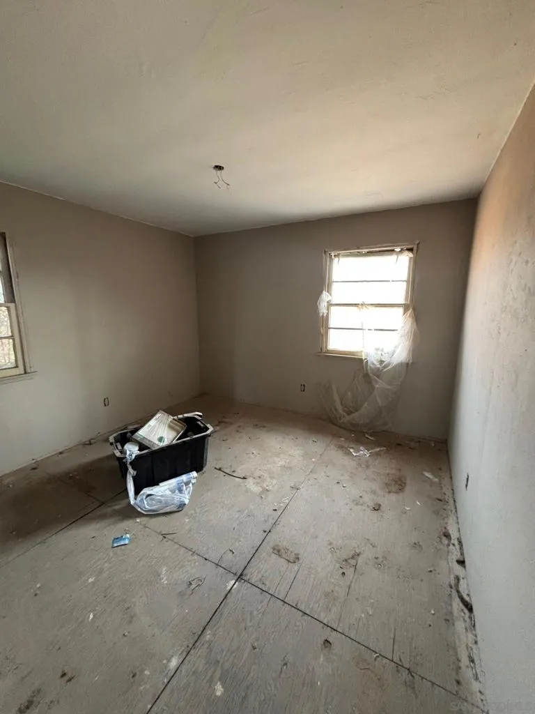 14 kincaid Calexico, CA 92231