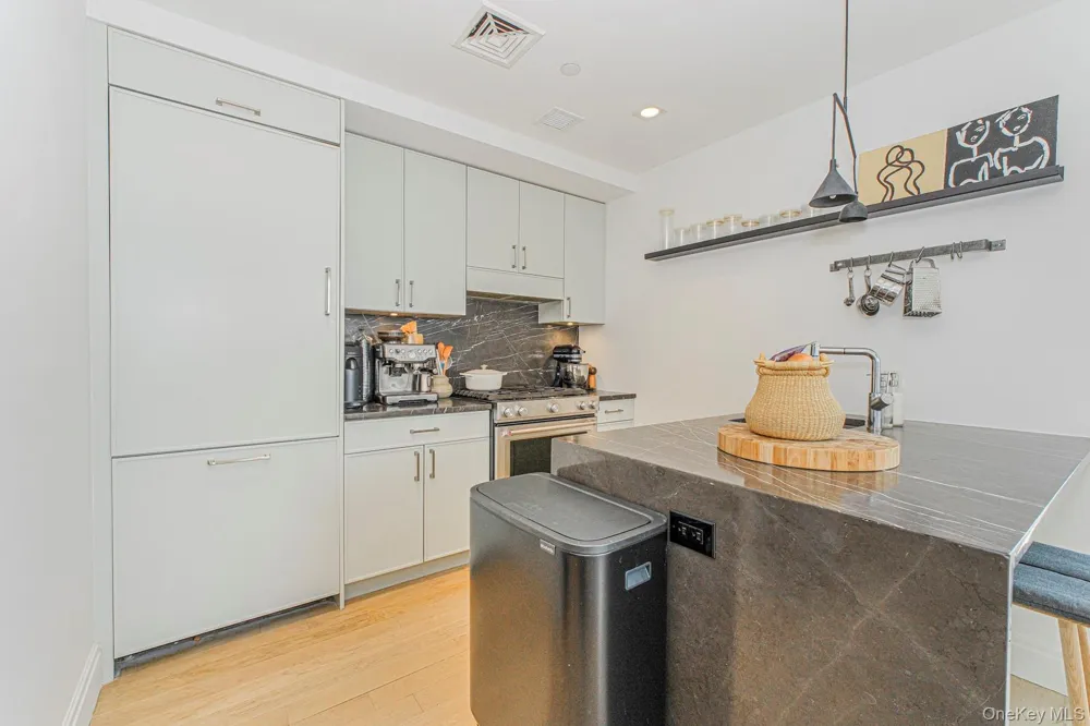 554 4th Avenue #7B Brooklyn, NY 11215