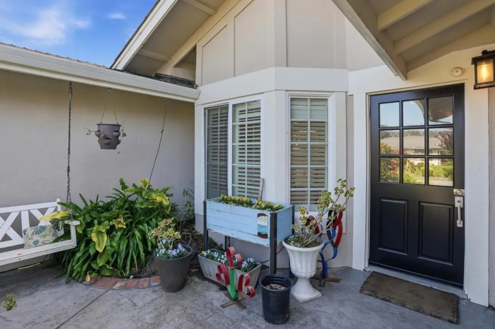 1518 Spinnaker Lane Half Moon Bay, CA 94019