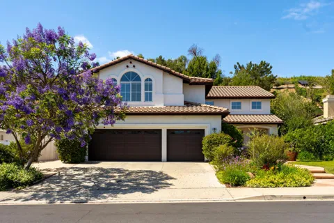 2039 Alborada Drive