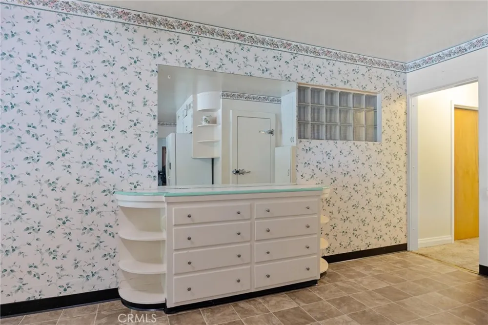 159 S Shasta Willows, CA 95988