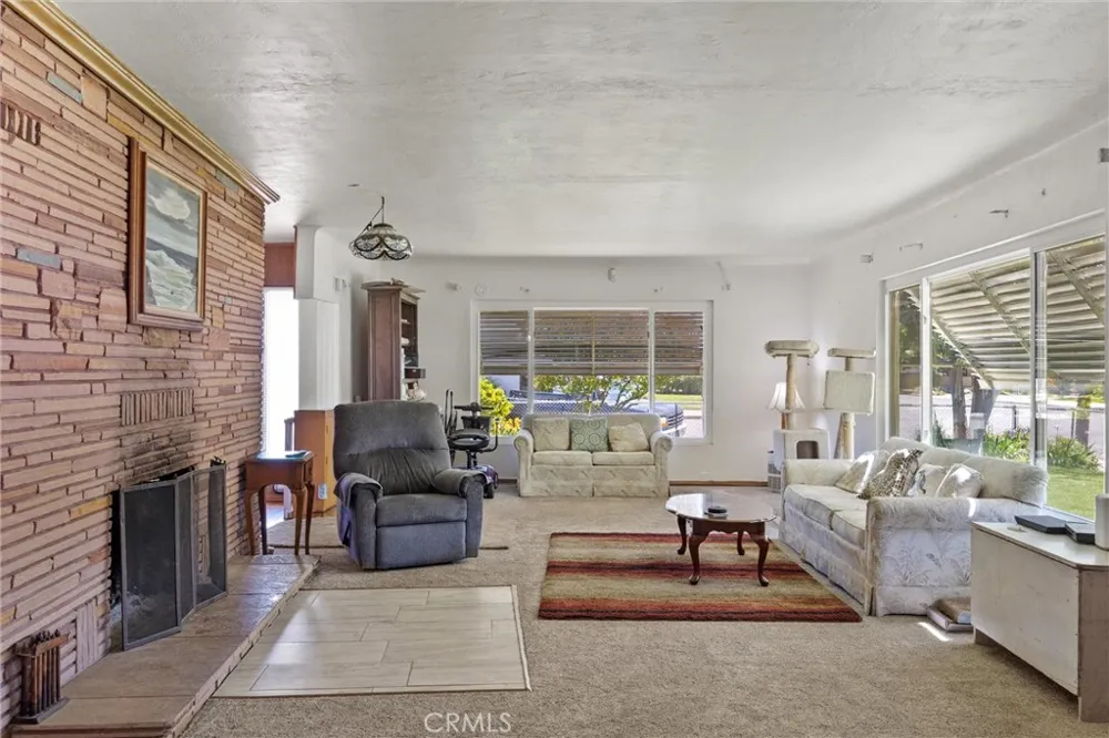159 S Shasta Willows, CA 95988