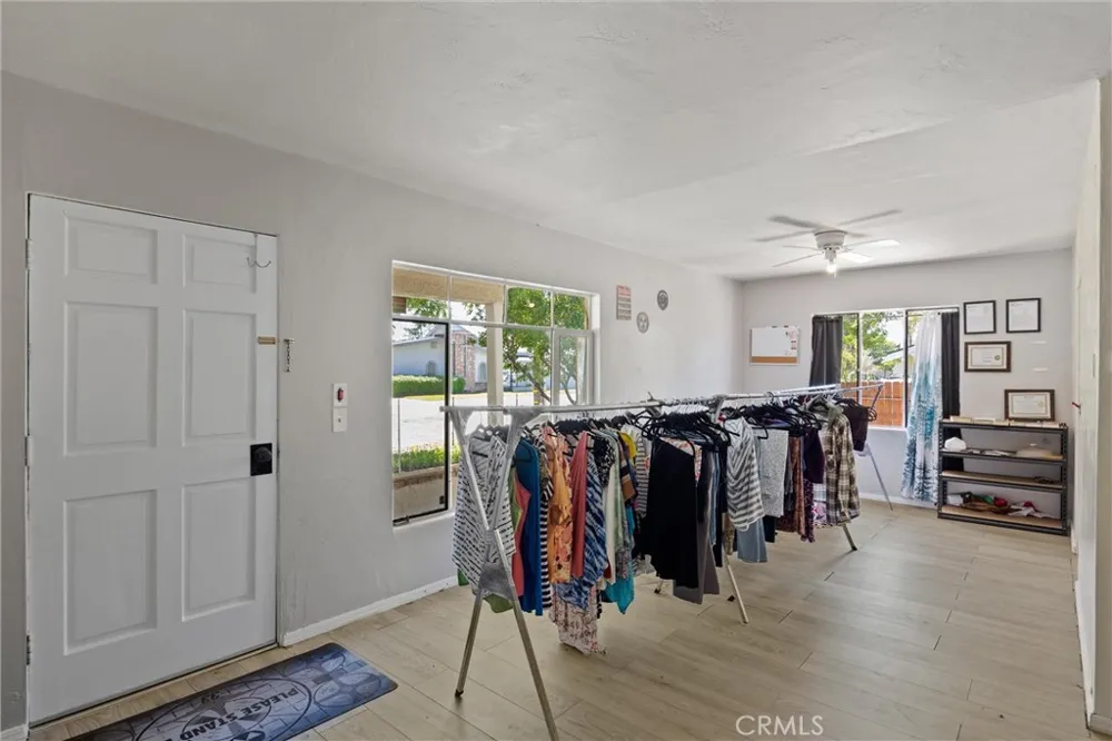 159 S Shasta Willows, CA 95988