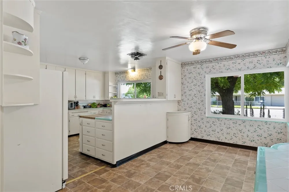 159 S Shasta Willows, CA 95988
