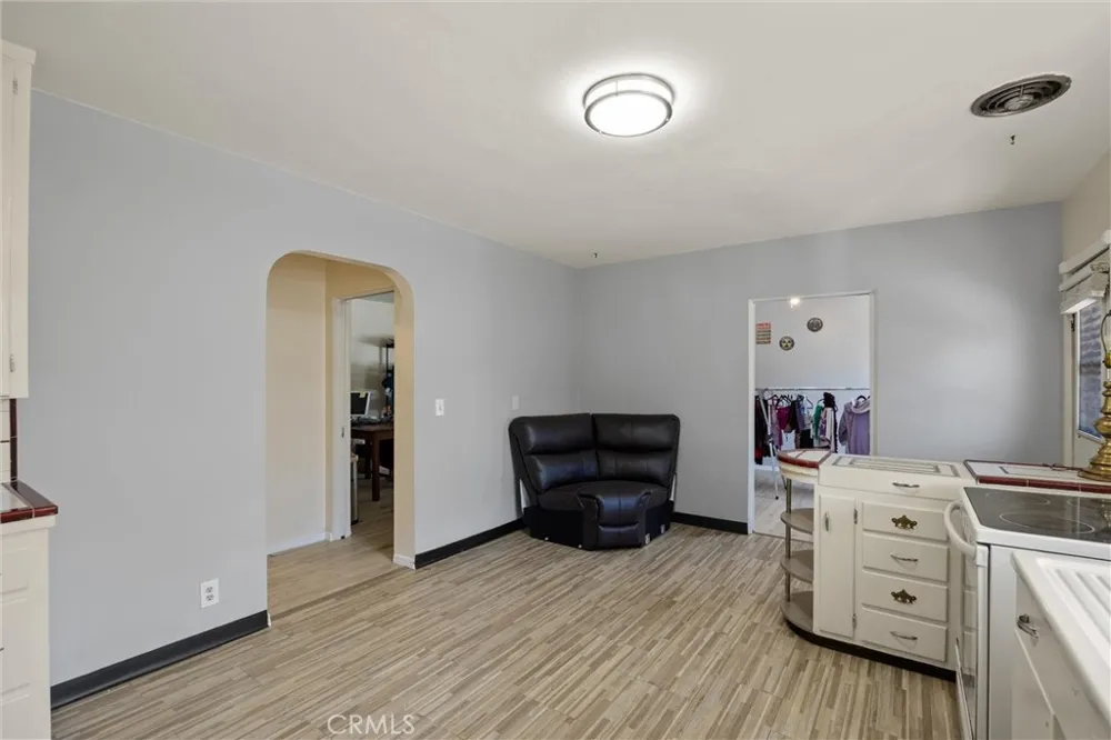 159 S Shasta Willows, CA 95988