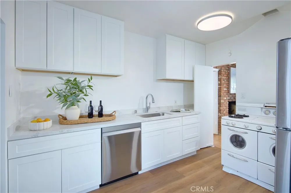 1407 Bay Front Newport Beach, CA 92662