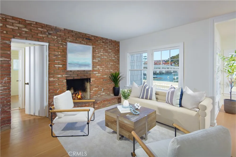 1407 Bay Front Newport Beach, CA 92662