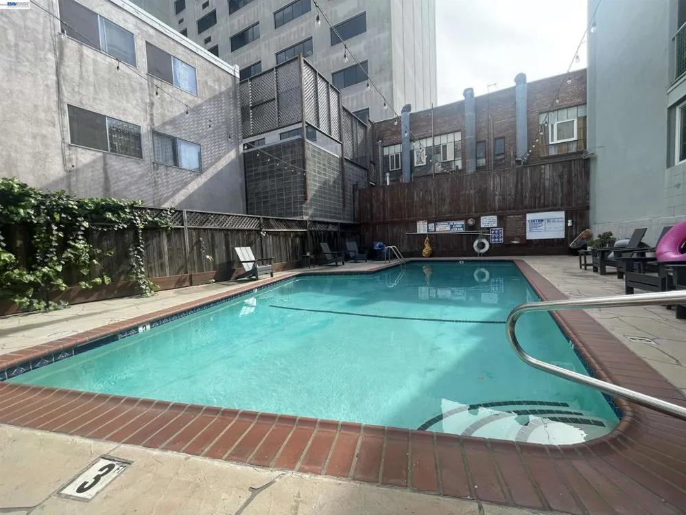 1428 MADISON ST #104 Oakland, CA 94612
