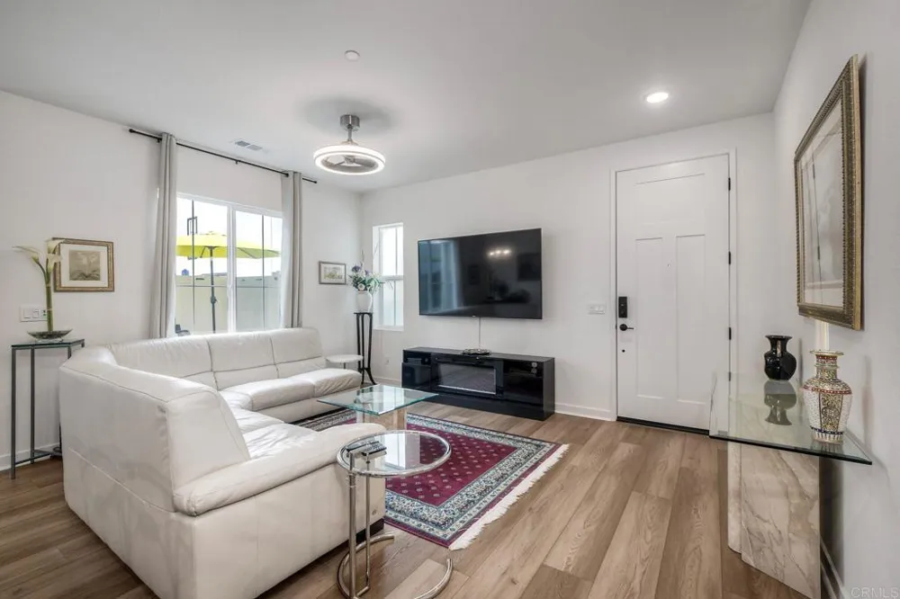 35265 Blossom Place Fallbrook, CA 92028