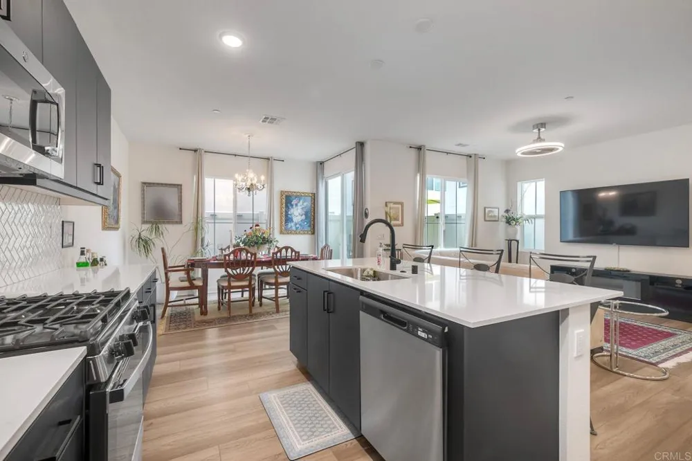 35265 Blossom Place Fallbrook, CA 92028