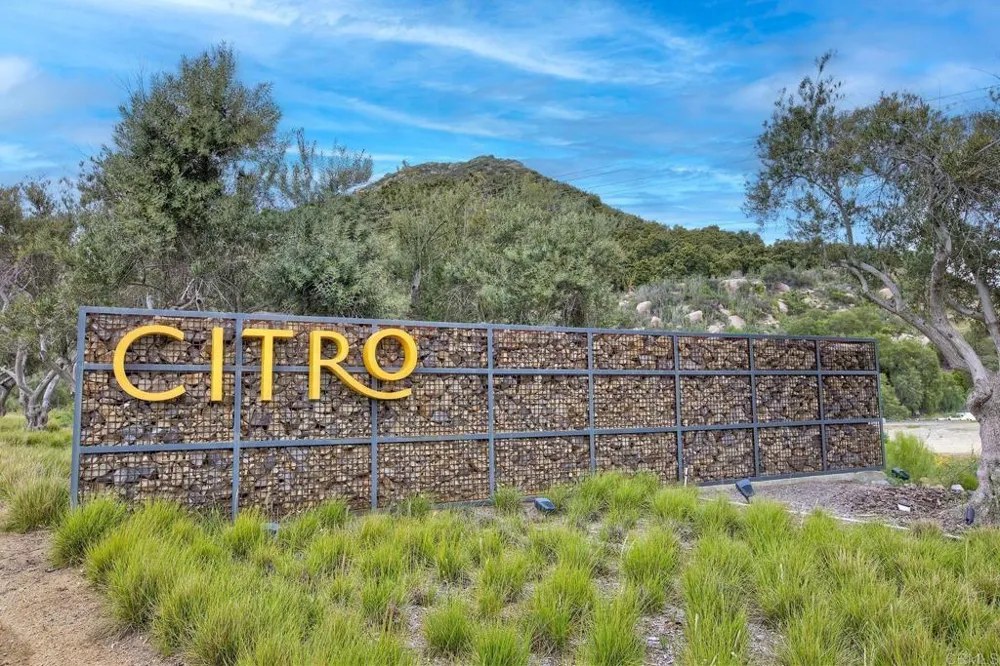 35265 Blossom Place Fallbrook, CA 92028
