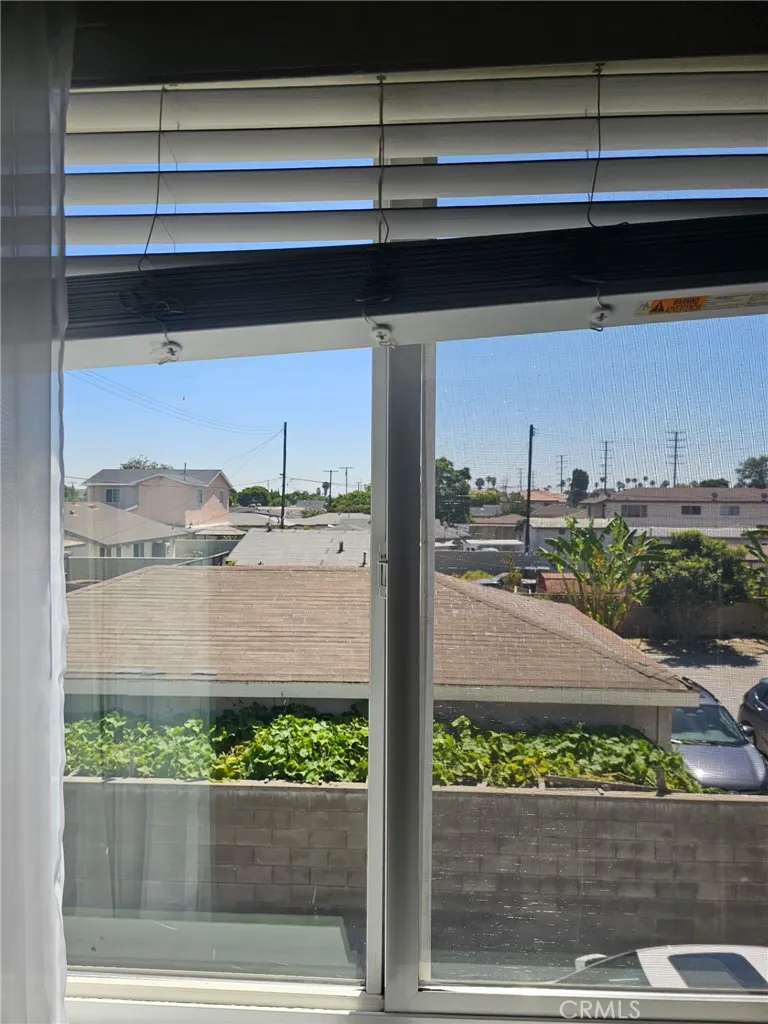 3180 Easy Avenue Long Beach, CA 90810