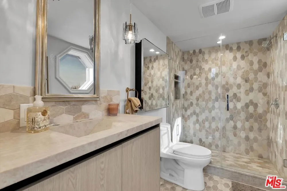 1300 Summitridge Drive Beverly Hills, CA 90210