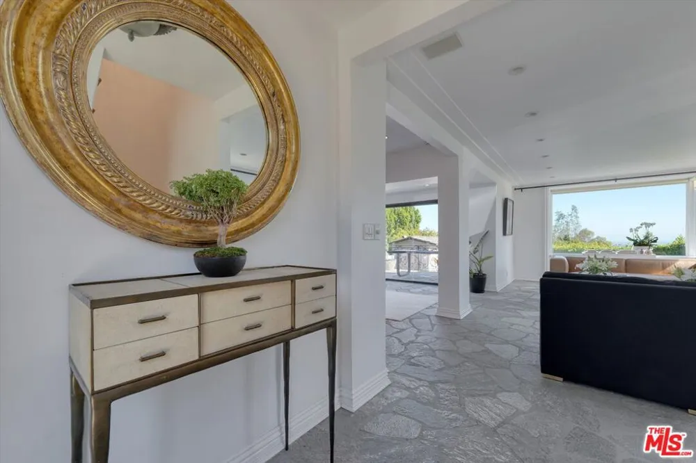 1300 Summitridge Drive Beverly Hills, CA 90210
