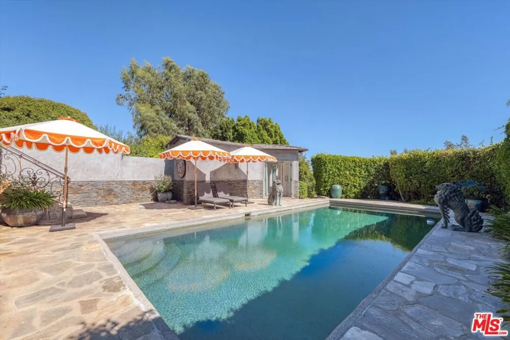 1300 Summitridge Drive Beverly Hills, CA 90210