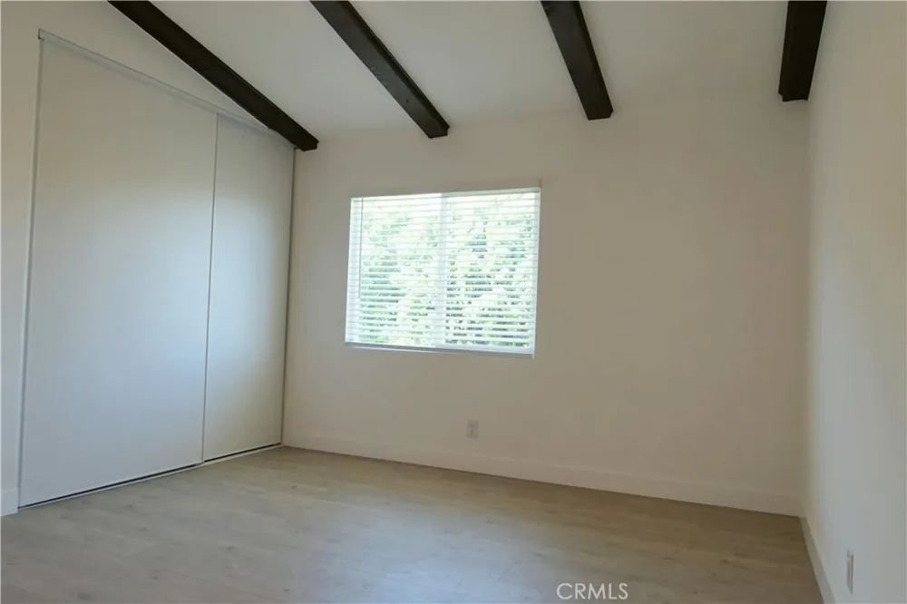7300 Lennox #J3 Van Nuys, CA 91405