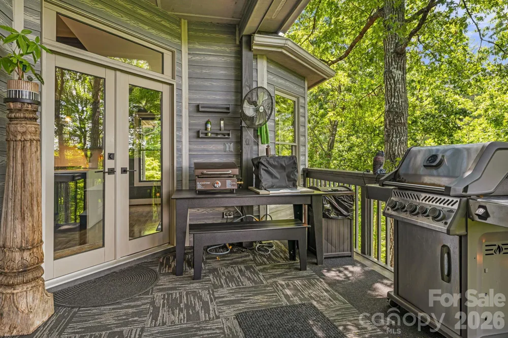 5 Saddle Ridge Fletcher, NC 28732