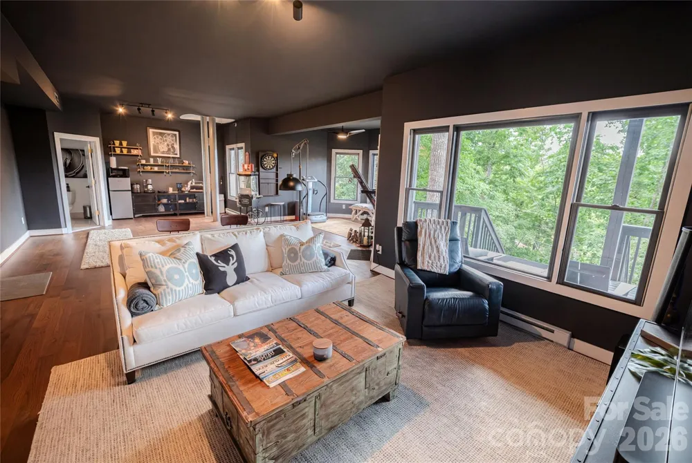 5 Saddle Ridge Fletcher, NC 28732