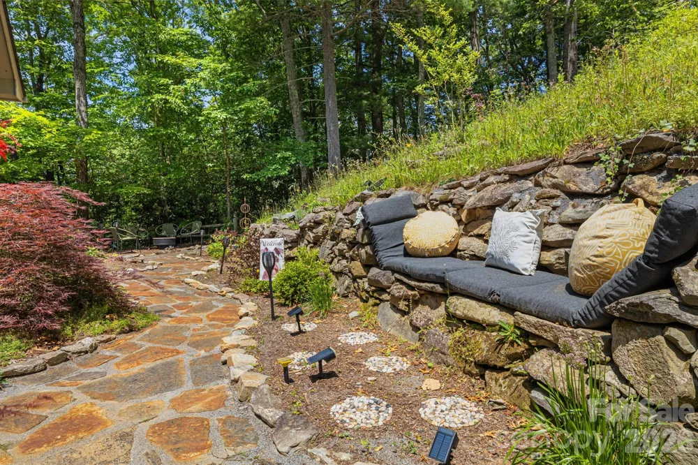 5 Saddle Ridge Fletcher, NC 28732