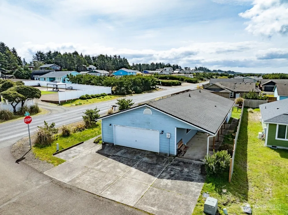 816 325th Street Ocean Park, WA 98640