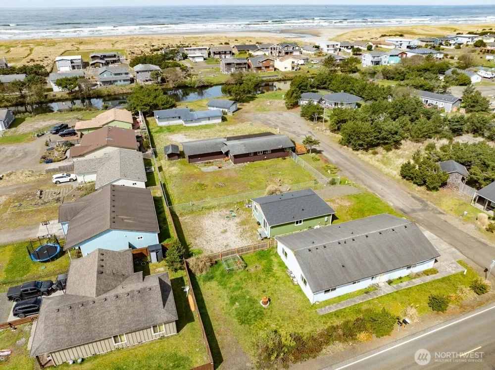 816 325th Street Ocean Park, WA 98640