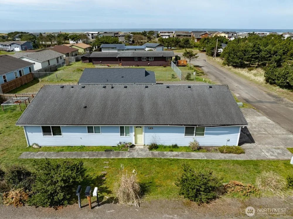 816 325th Street Ocean Park, WA 98640