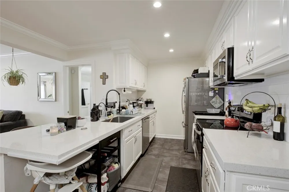 5334 Lindley Avenue #337 Encino, CA 91316