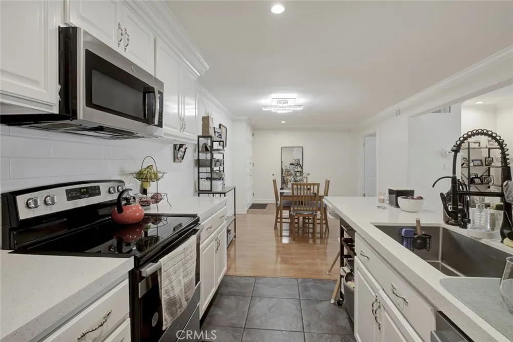 5334 Lindley Avenue #337 Encino, CA 91316