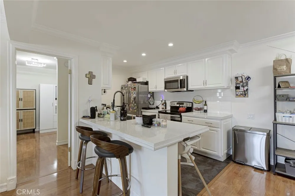 5334 Lindley Avenue #337 Encino, CA 91316
