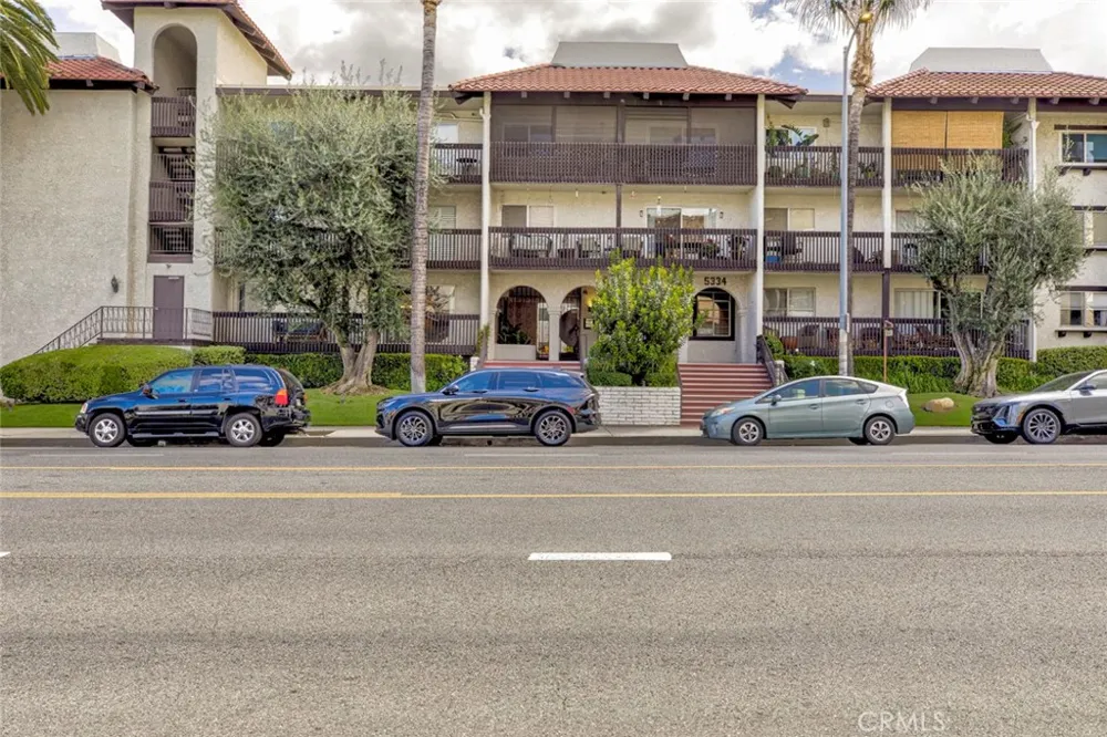 5334 Lindley Avenue #337 Encino, CA 91316
