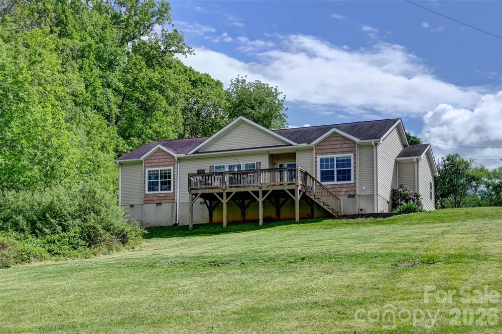371 Starnes Cove Road Candler, NC 28715