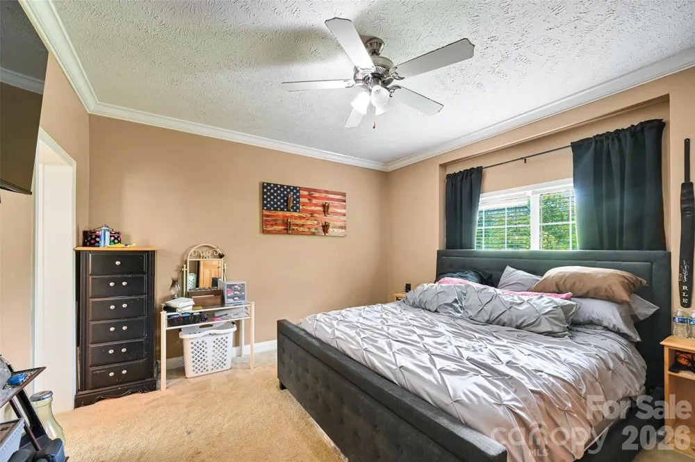 371 Starnes Cove Road Candler, NC 28715
