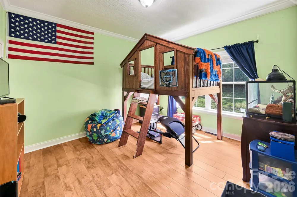371 Starnes Cove Road Candler, NC 28715